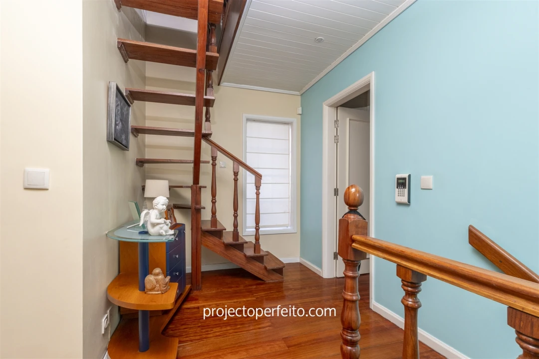 Moradia T4 para Venda em Anta e Guetim Foto 35