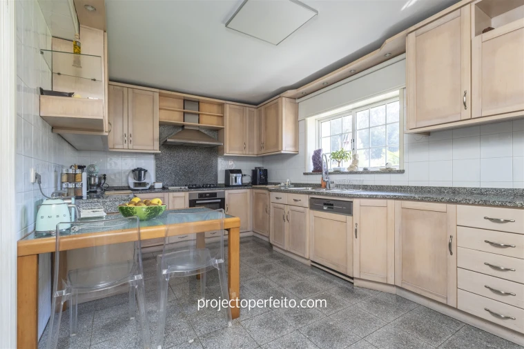 Moradia T4 para Venda em Anta e Guetim Foto 10