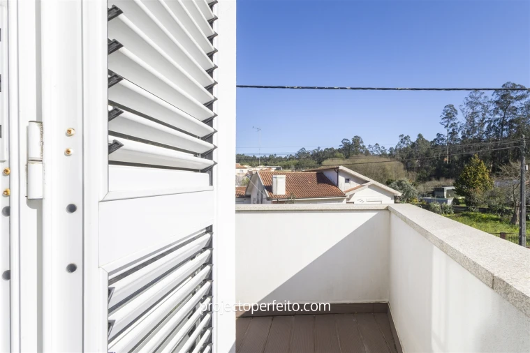 Moradia T4 para Venda em Anta e Guetim Foto 25