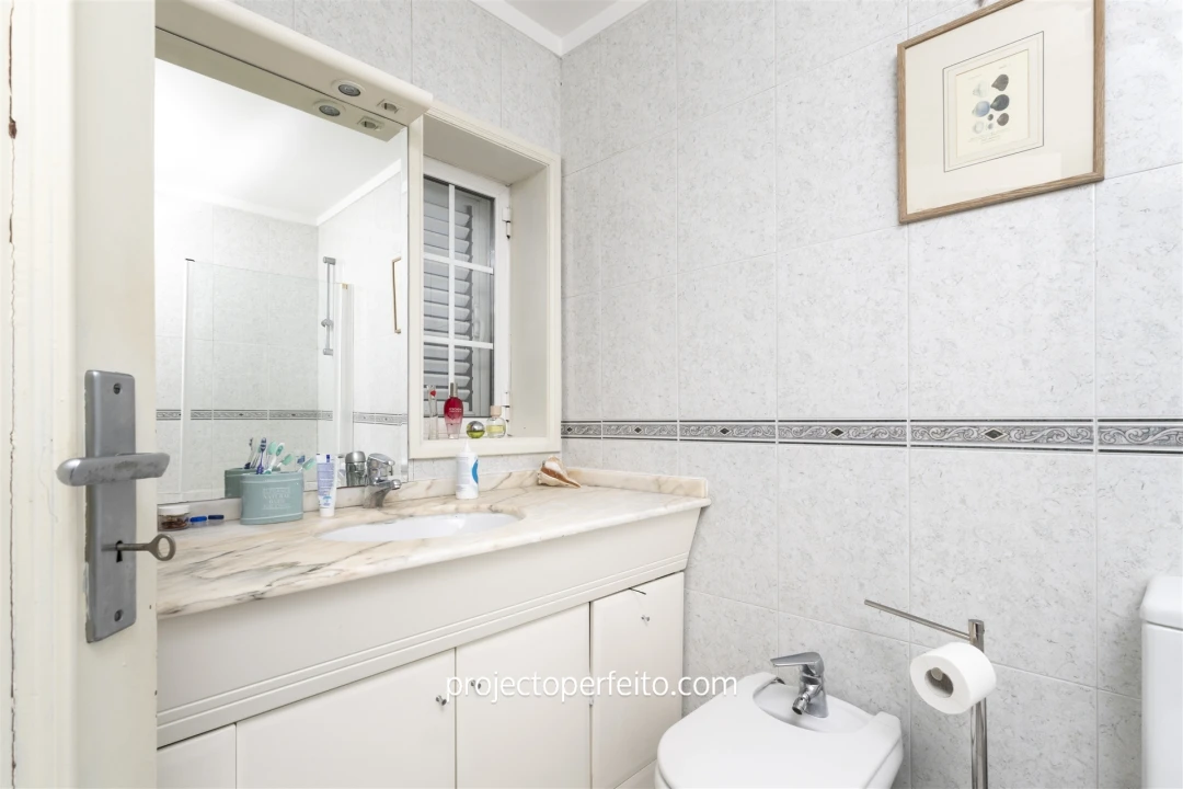 Moradia T4 para Venda em Anta e Guetim Foto 32