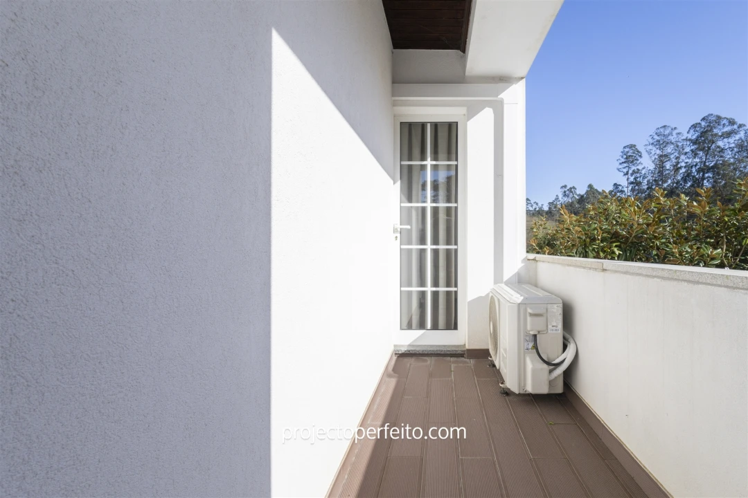 Moradia T4 para Venda em Anta e Guetim Foto 31