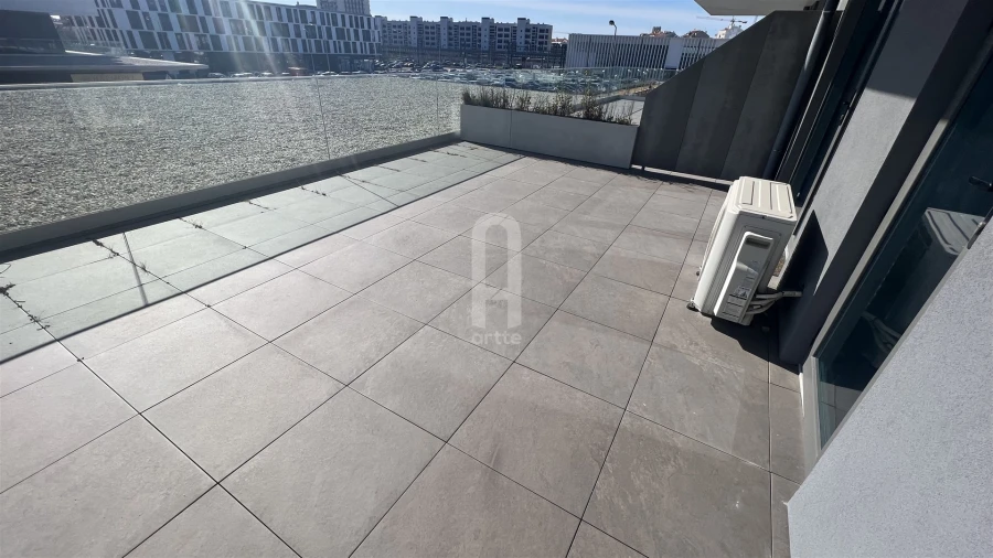 Apartamento T1 para Arrendamento em Glória e Vera Cruz Foto 8