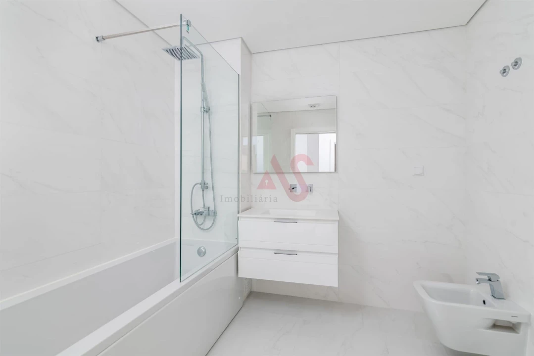 Apartamento T3 para Arrendamento em Odivelas Foto 25