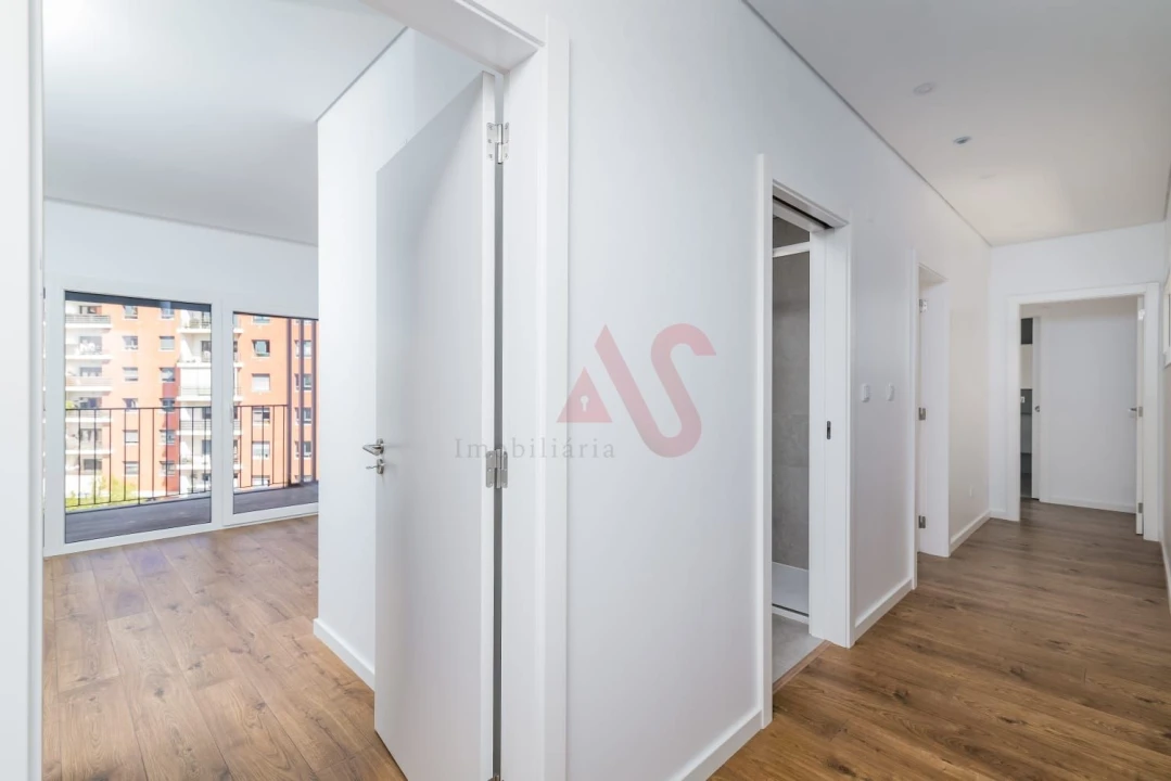 Apartamento T3 para Arrendamento em Odivelas Foto 4