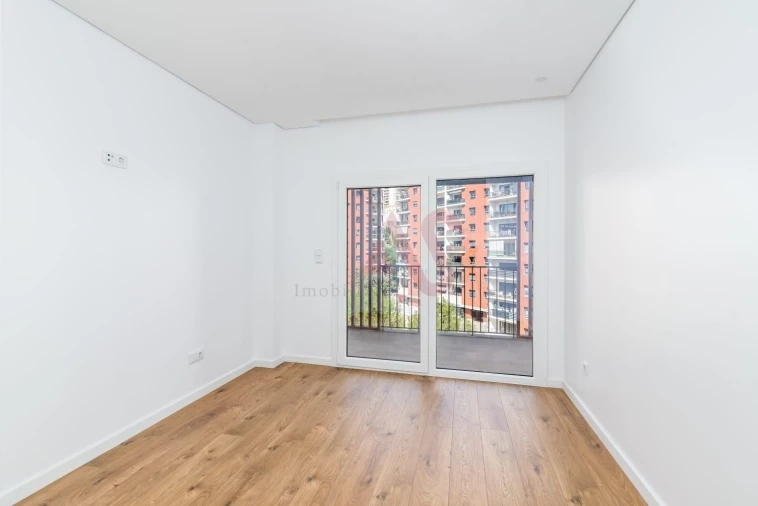 Apartamento T3 para Arrendamento em Odivelas Foto 10