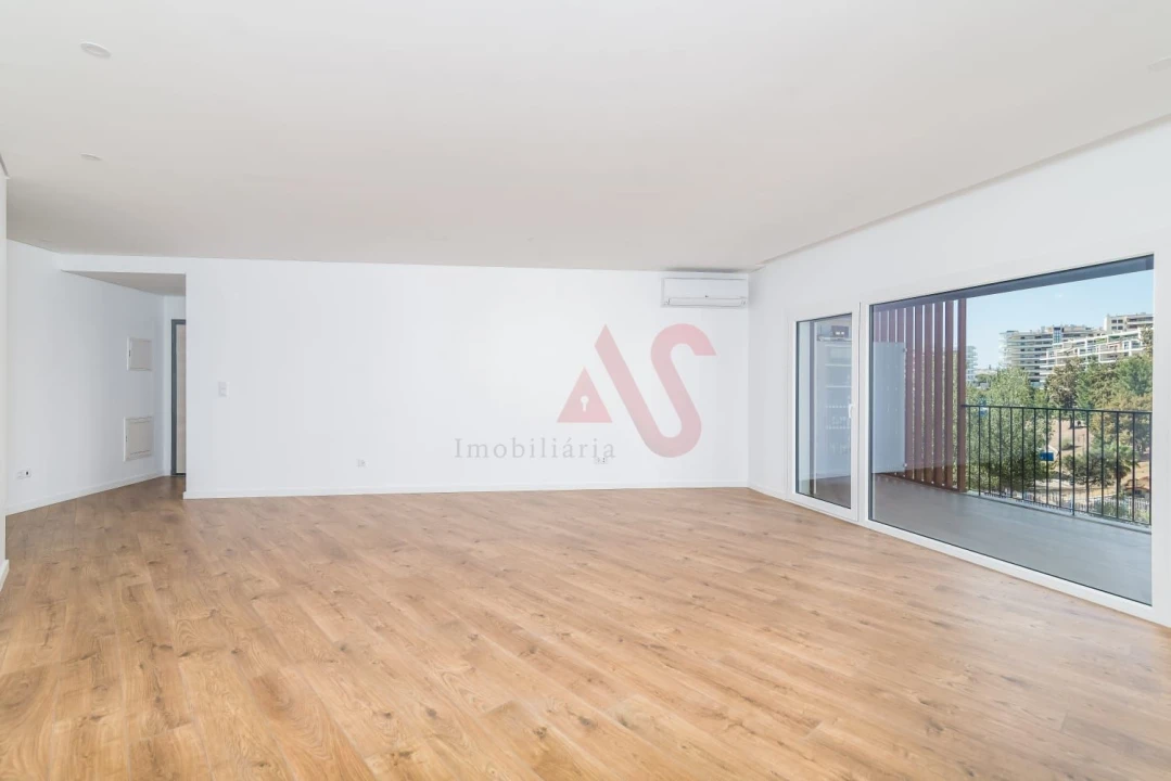 Apartamento T3 para Arrendamento em Odivelas Foto 17