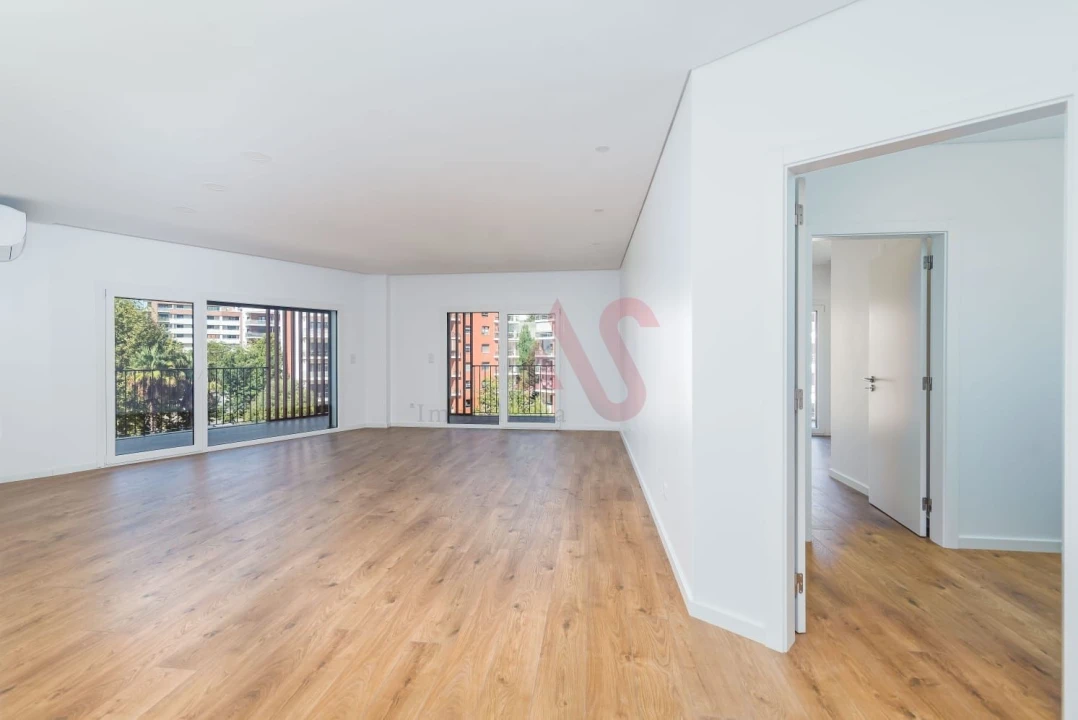 Apartamento T3 para Arrendamento em Odivelas Foto 3