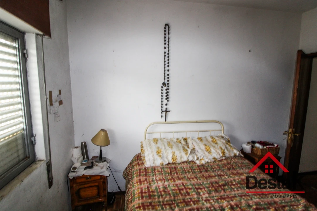 Moradia T6 para Venda em Arcozelo das Maias Foto 16