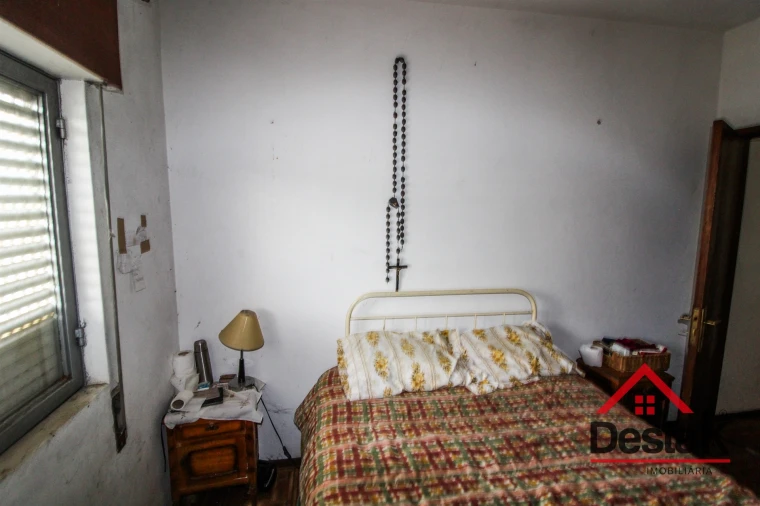 Moradia T6 para Venda em Arcozelo das Maias Foto 16