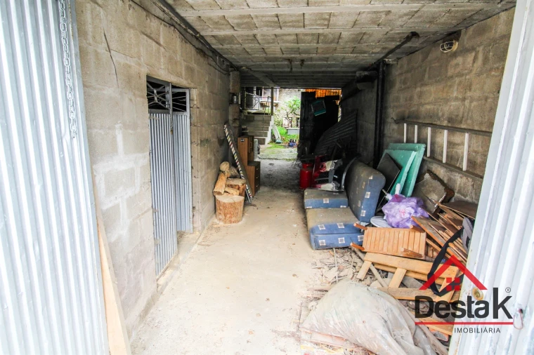 Moradia T6 para Venda em Arcozelo das Maias Foto 31