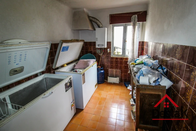 Moradia T6 para Venda em Arcozelo das Maias Foto 7