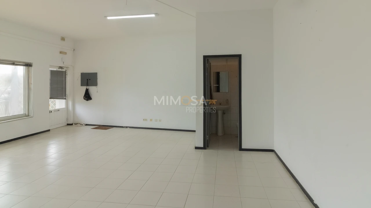 Loja para Venda em Lagos (São Sebastião e Santa Maria) Foto 6