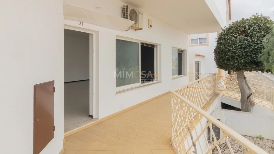 Loja para Venda em Lagos (São Sebastião e Santa Maria) Foto 8