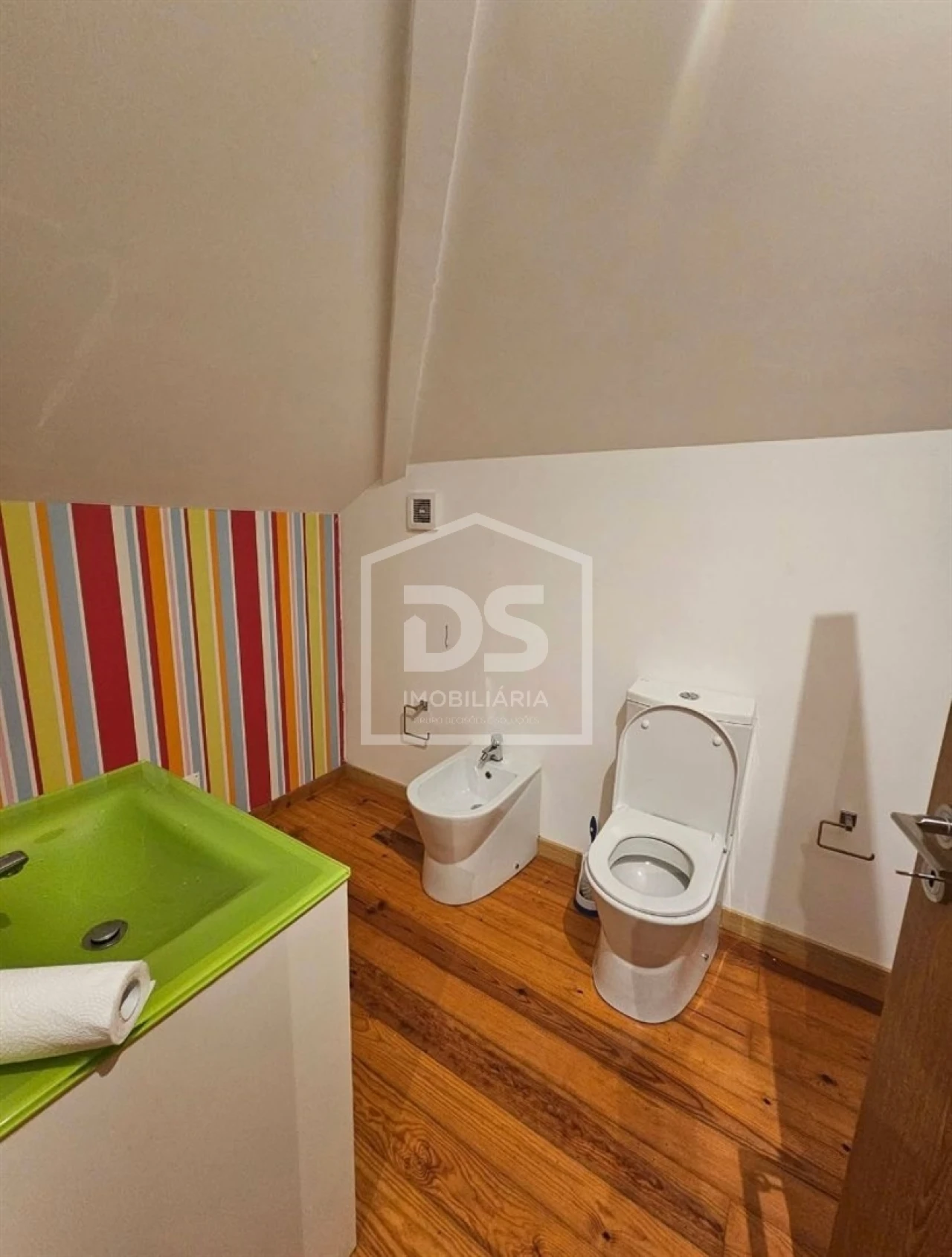 Moradia T4 para Venda em Maceira Foto 6