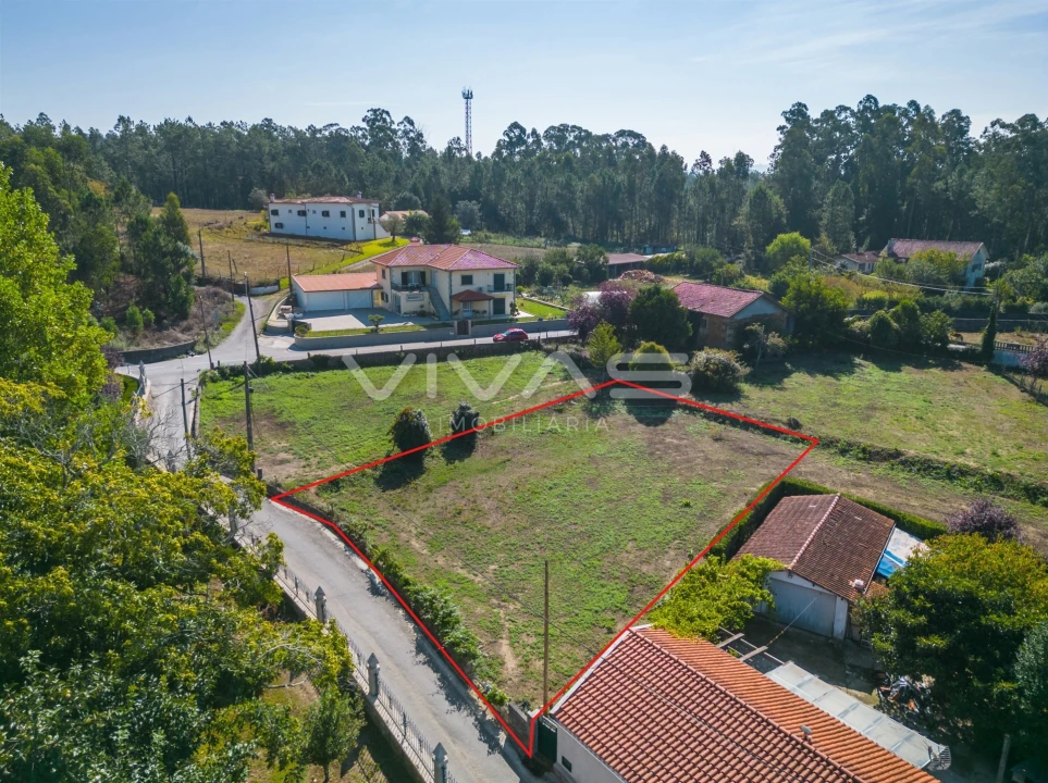 Terreno para Venda em Escariz (São Mamede) e Escariz (São Martinho) Foto 1