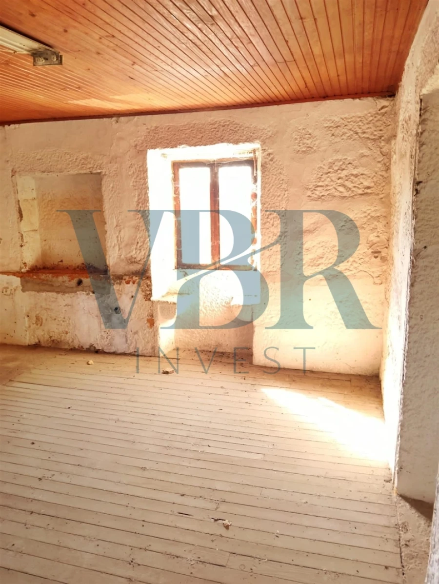 Moradia T2 para Venda em Moure Foto 5