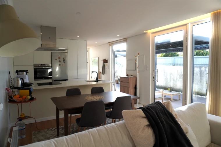 Moradia T2 para Venda em Antas e Abade de Vermoim Foto 6