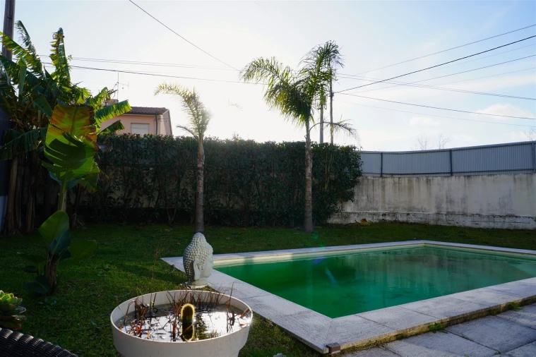 Moradia T2 para Venda em Antas e Abade de Vermoim Foto 27