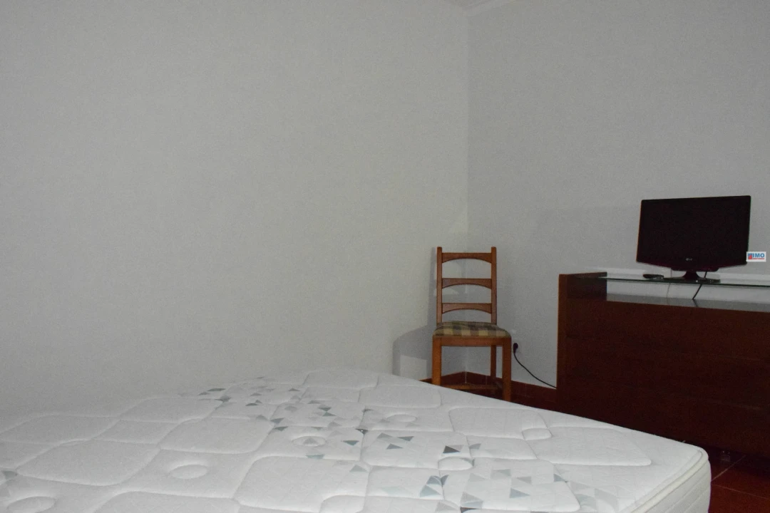 Apartamento T3 para Arrendamento em Covilhã e Canhoso Foto 12