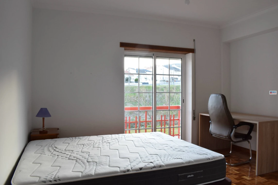 Apartamento T3 para Arrendamento em Covilhã e Canhoso Foto 6