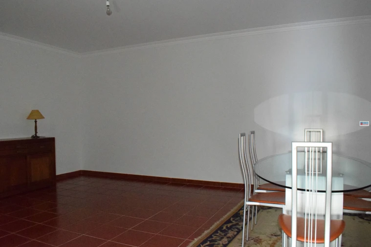 Apartamento T3 para Arrendamento em Covilhã e Canhoso Foto 13