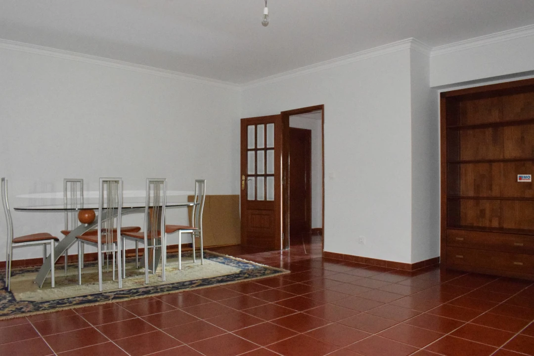 Apartamento T3 para Arrendamento em Covilhã e Canhoso Foto 15