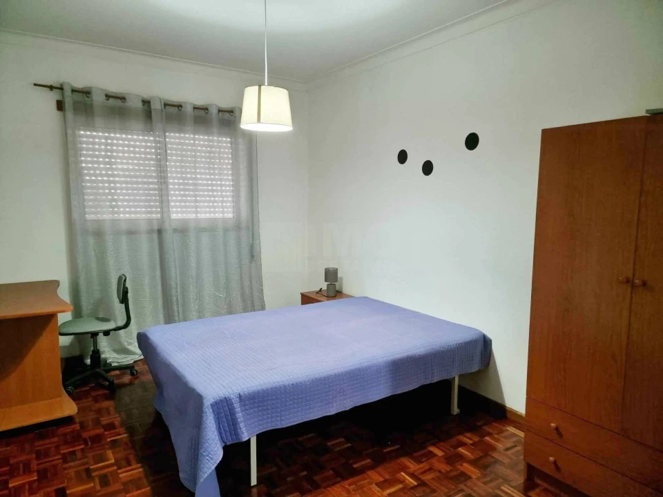 Apartamento T3 para Venda em Covilhã e Canhoso Foto 3