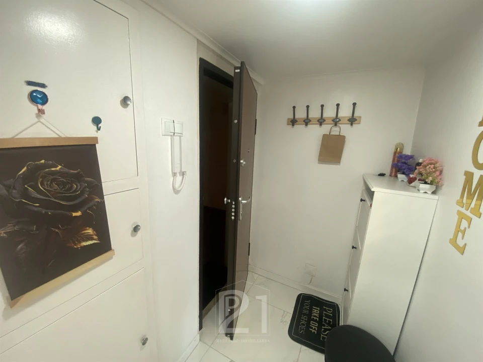 Apartamento T2 para Arrendamento em Massamá e Monte Abraão Foto 19