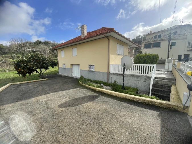 Moradia T4 para Venda em São Paio Foto 19