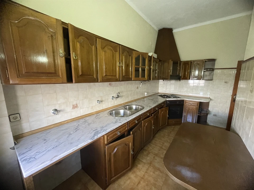 Apartamento T2 para Venda em Gouveia (São Pedro e São Julião) Foto 1