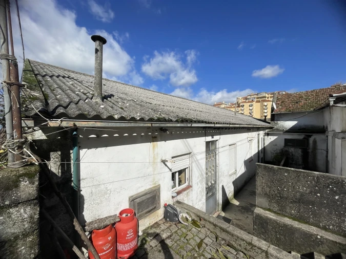 Armazém para Venda em Gouveia (São Pedro e São Julião) Foto 13