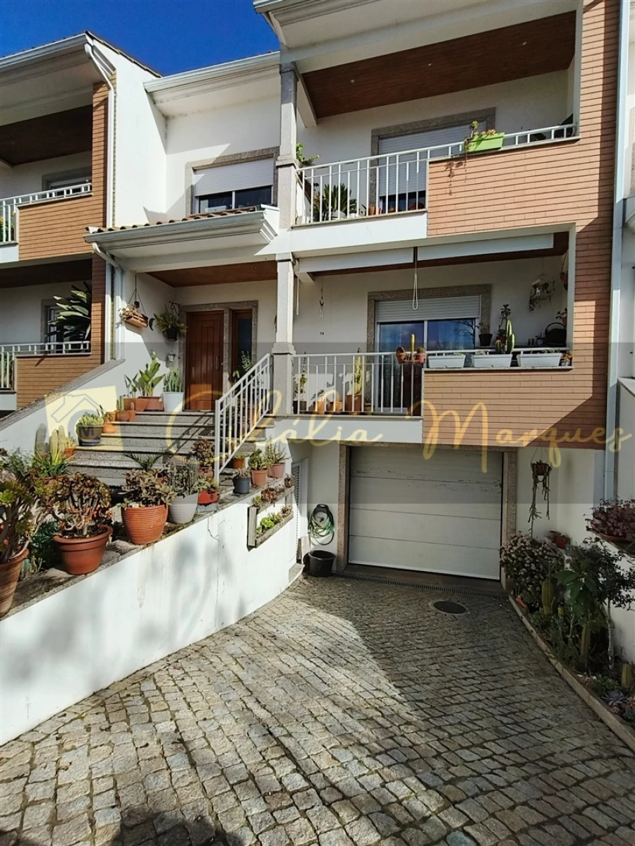 Moradia T3 para Venda em Viseu Foto 2