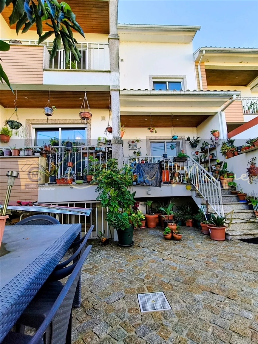 Moradia T3 para Venda em Viseu Foto 31