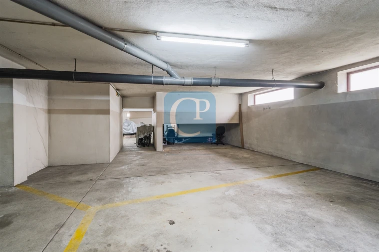 Apartamento T2 para Arrendamento em Aldoar, Foz do Douro e Nevogilde Foto 22