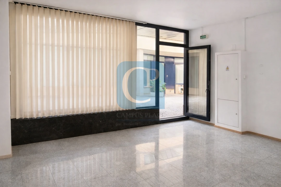 Loja para Venda em Ramalde Foto 2