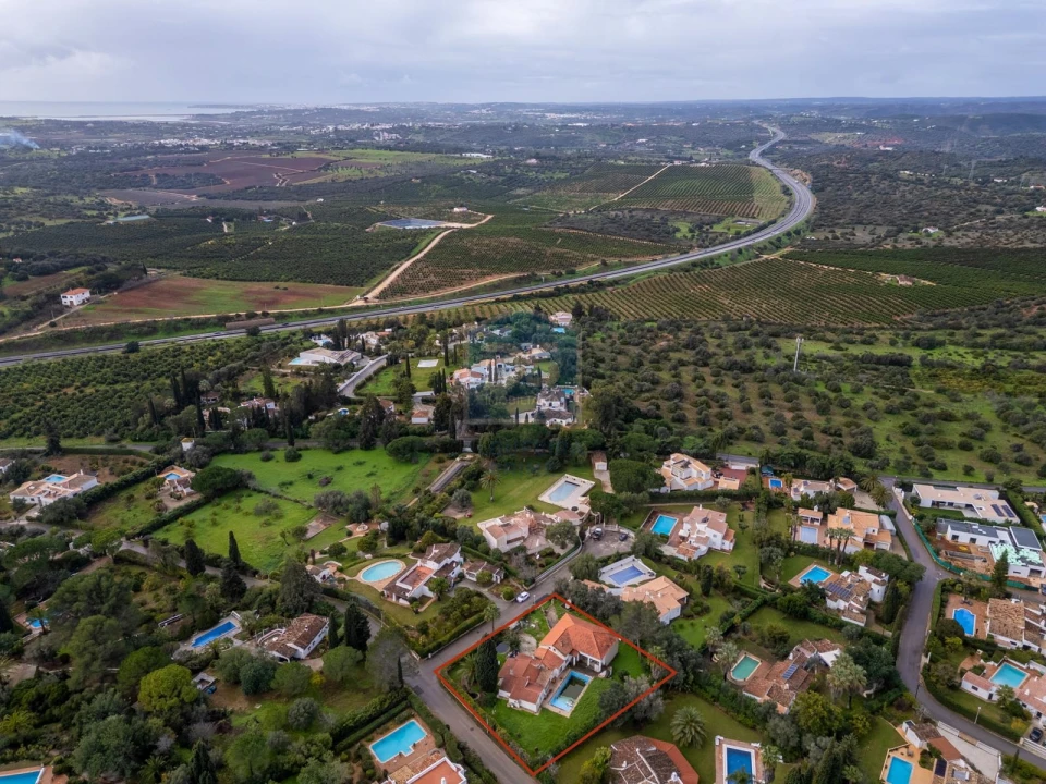 Moradia T6 para Venda em Alvor Foto 8