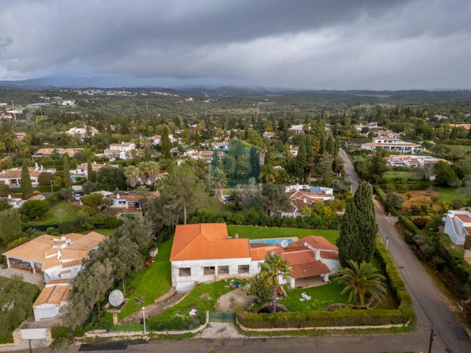 Moradia T6 para Venda em Alvor Foto 17