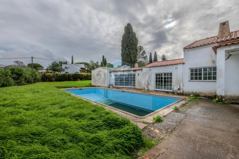 Moradia T6 para Venda em Alvor Foto 5