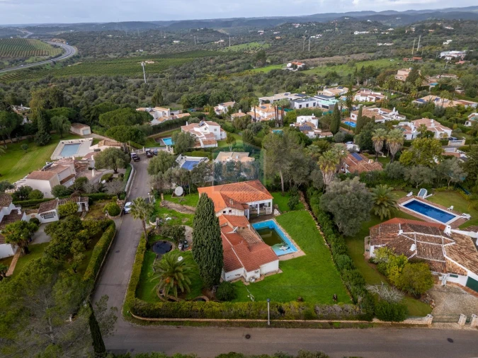 Moradia T6 para Venda em Alvor Foto 21