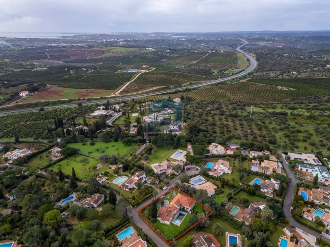 Moradia T6 para Venda em Alvor Foto 8