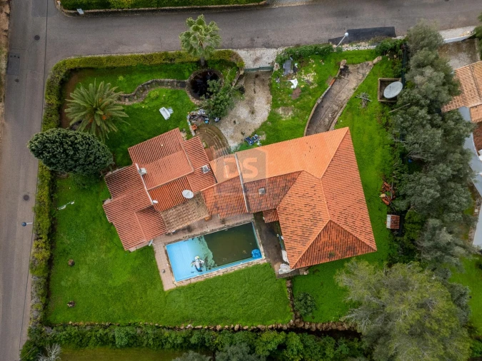 Moradia T6 para Venda em Alvor Foto 3