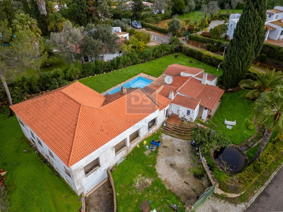 Moradia T6 para Venda em Alvor Foto 1