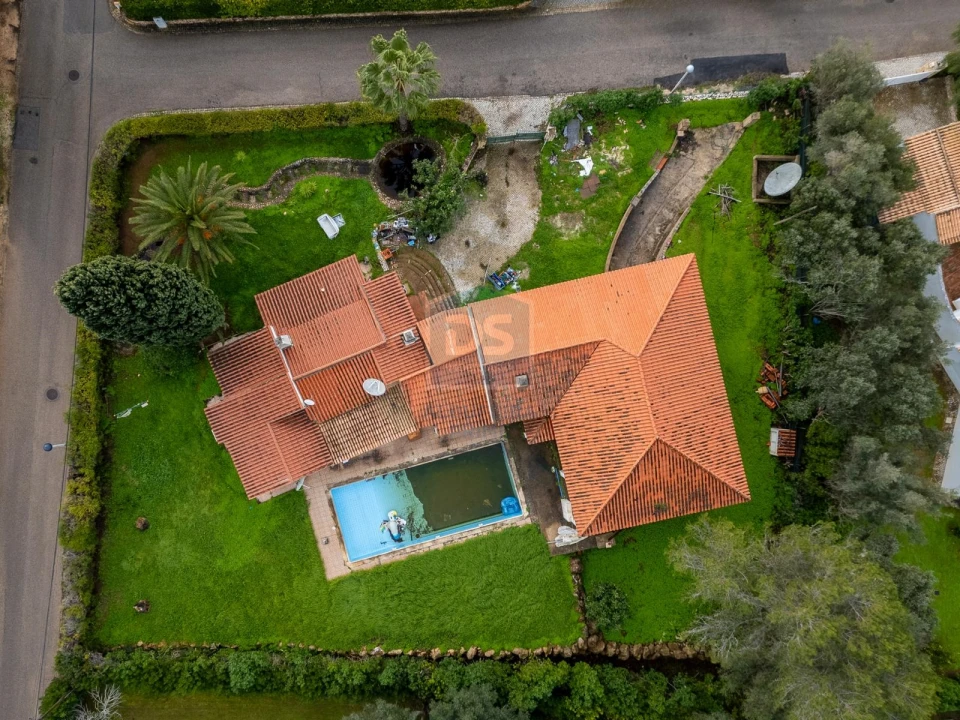 Moradia T6 para Venda em Alvor Foto 3