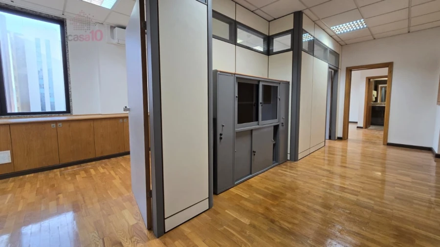 Escritório para Arrendamento em Avenidas Novas Foto 2