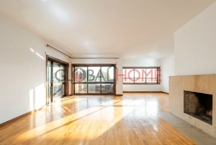 Apartamento T4 para Venda em Gondomar (São Cosme), Valbom e Jovim