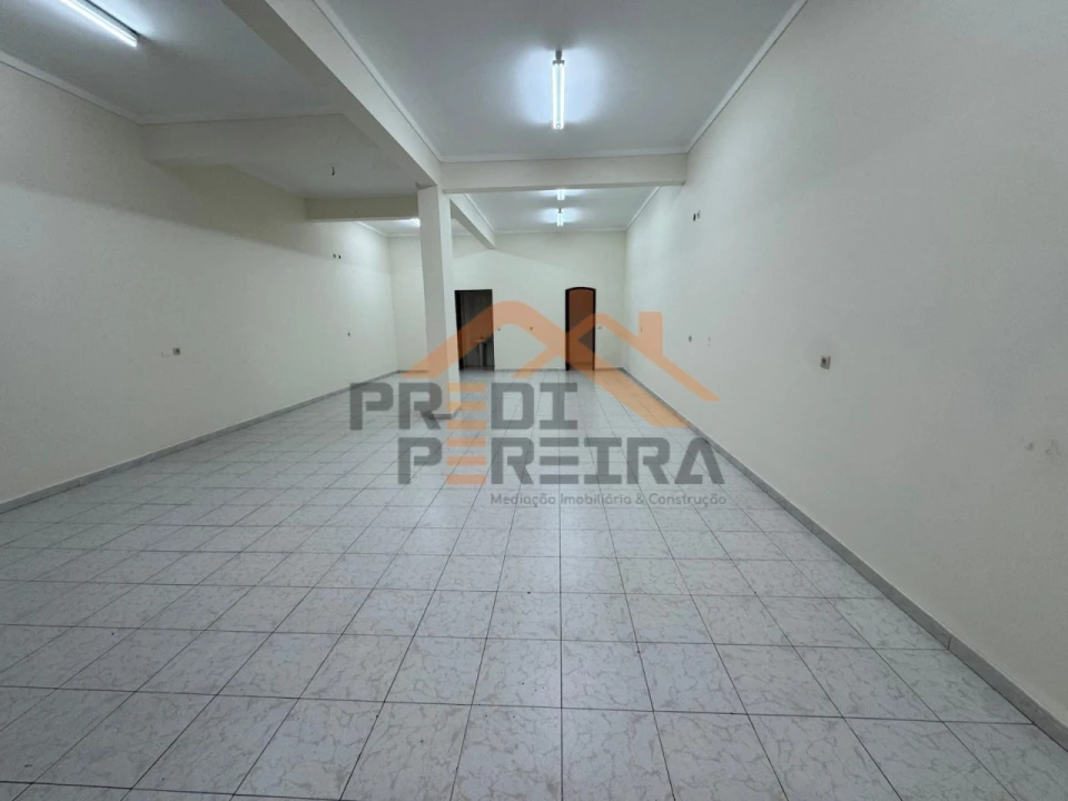 Loja para Venda em Cacém e São Marcos Foto 7