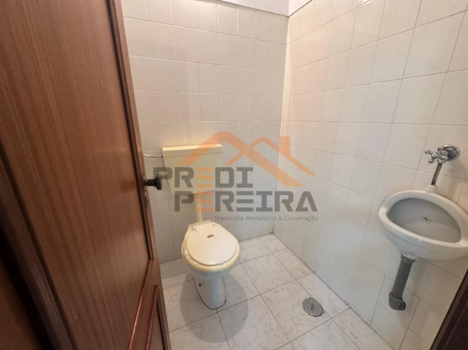 Loja para Venda em Cacém e São Marcos Foto 14