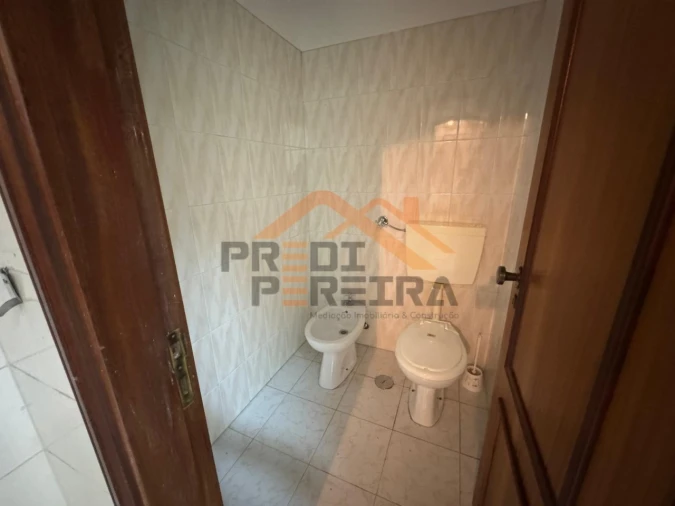 Loja para Venda em Cacém e São Marcos Foto 15