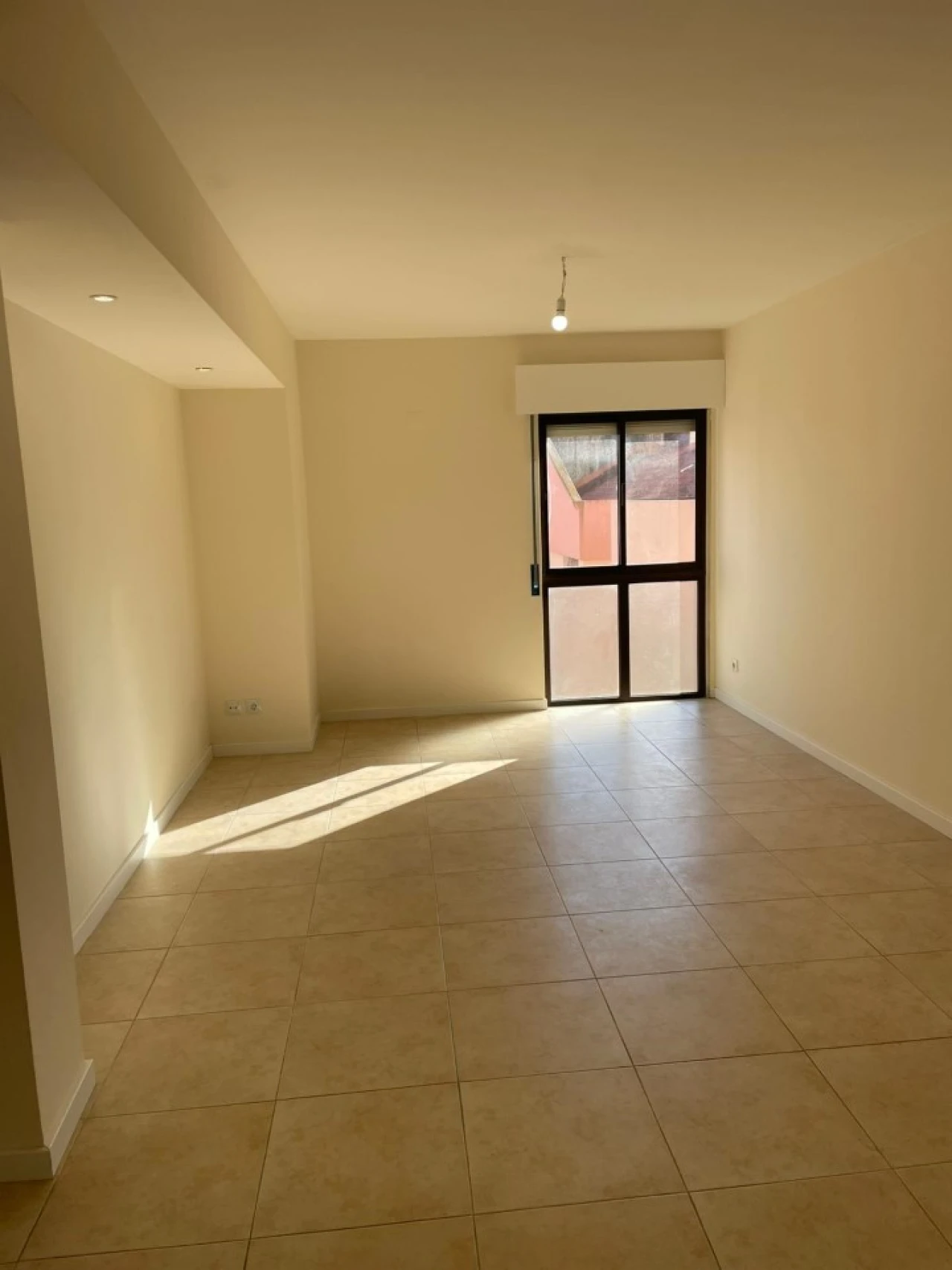 Apartamento T2 para Venda em Algueirão-Mem Martins Foto 10