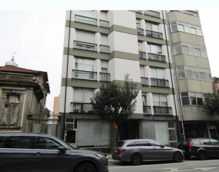 Loja para Venda em Cedofeita, Santo Ildefonso, Sé, Miragaia, São Nicolau e Vitória Foto 1